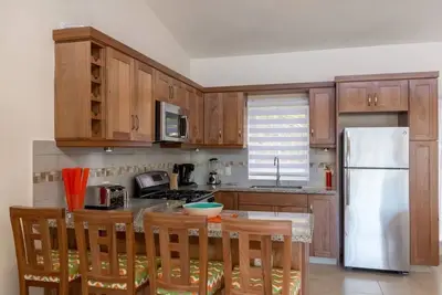 Image de Private 2 bedroom, 2 bath Villa sleeps 2-4 guest
