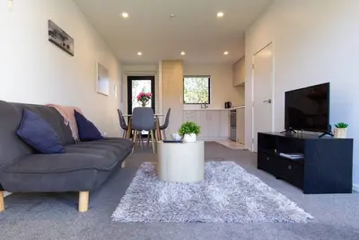 Image de Best Location in Christchurch - Close to mall, shopping and Parks