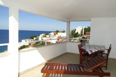 Image de Appartement de vacances pour 4 personnes env. 45 qmà Primošten, Dalmatie (Nord de la Dalmatie)