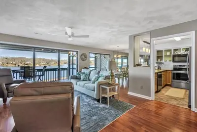 Image de Lake View - Smith Mountain Lake