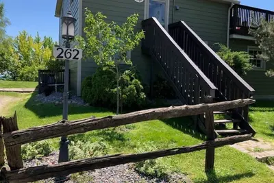 Image de Private Waterfront Loft - an amazing lake view