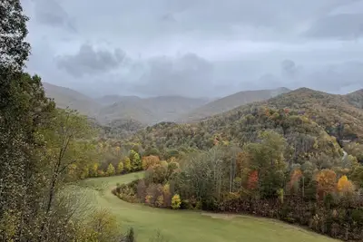 Image de The Mountain View Lodge - Luxury in Whittier! Awesome views from every deck!