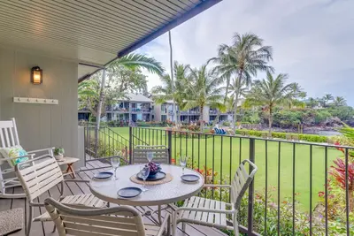 Image de Ocean views with ocean access just steps away