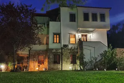 Image de Private and Secure, Afytos/Athytos Villa, 4-min drive from the beach
