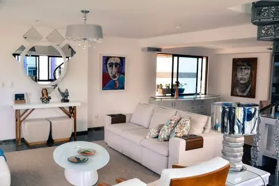 Image de Duplex penthouse with private pool. Sea View