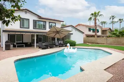 Sereno - Sparkling Pool - Near Scottsdale Quarter