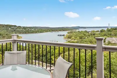 Image de Best-View 3-Bedroom Condo, Close to Silver Dollar City with Free Tickets & Outdoor Pool