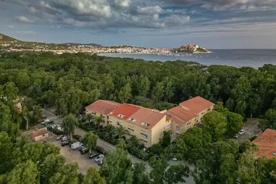 Image de T3 air-conditioned 100m from the beach, with parking