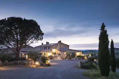 Image de Private Villa with Pool, Garden, Panoramic Terraces - 360° Maremma View
