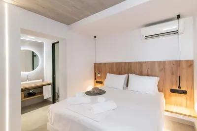 Image de 3 Bedroom Sea View House with Sharing Pool | Blue Gres