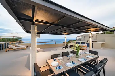 Image de Ocean View Penthouse with Rooftop Terrace