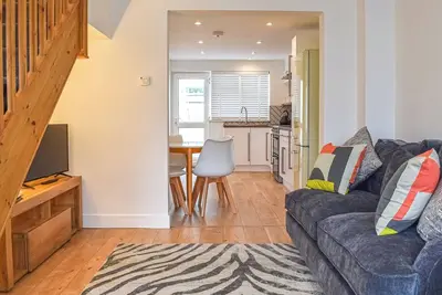 Image de Gwynn House, recently refurbished to a high standard.