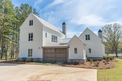 Image de **Masters Week**Lakeview Luxury on Oconee