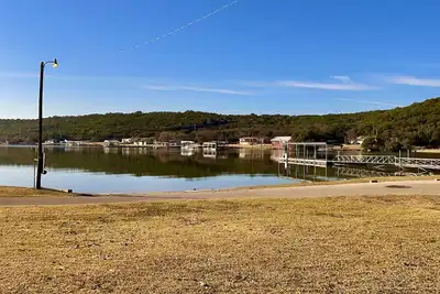 Image de Water front cabin #12