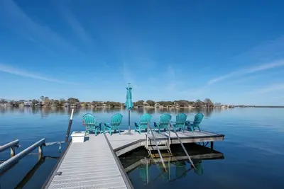 Image de Family Lakefront Retreat with dock, kayaks and Sup