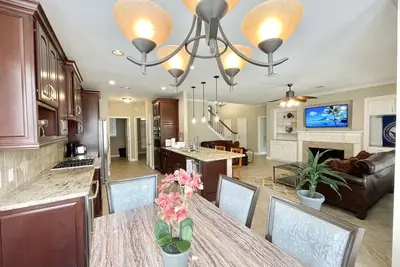 Image de Elegant & Cozy Single-Family House Near I-10/99 Katy