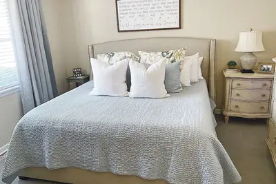 Image de Quaint home in quiet neighborhood- 3 miles from Augusta National!