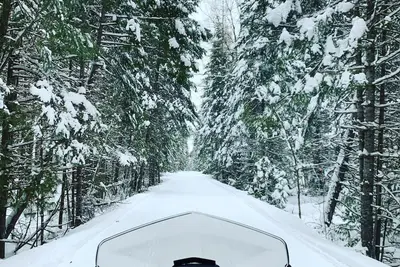 Image de Incredible Cottage on Crystal Lake. Very private on 7 acres