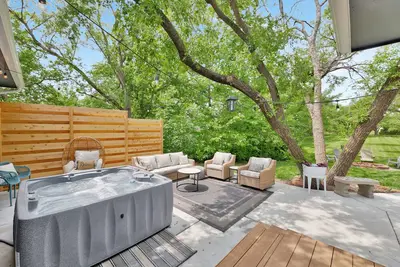 Image de Oasis, pool, new spa, indoor-outdoor dream