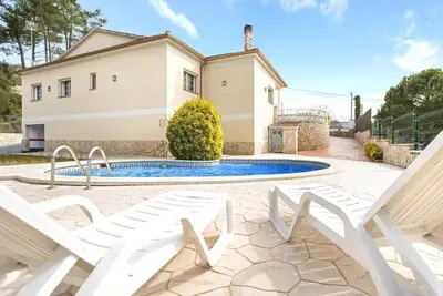 Image de ***Lloret De Mar Villa*** 4 Bedrooms | Private Pool | Free Wifi | Bbq
