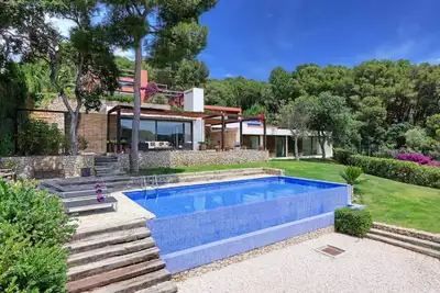 Image de ***Tamariu Villa*** 4 Bedrooms | Private Pool | Sea Views | Free A/C | Free Wifi | Bbq