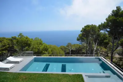 ***Begur Villa*** 6 Bedrooms | Private Pool | Free A/C | Free Wifi | Bbq
