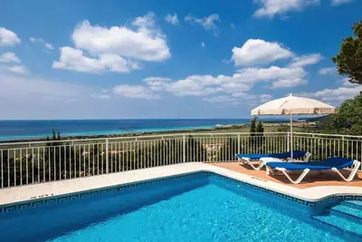 Image de ***Son Bou Villa*** 3 Bedrooms | Private Pool | Free A/C | Free Wifi | Bbq