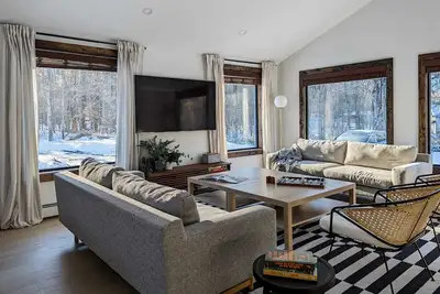 Image de Acorn Lodge - Luxury Cabin, Catskills
