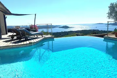 Image de Villa D'Exception - Piscine - Incroyable Vue Baie Porto Vecchio\n  Villa Stella