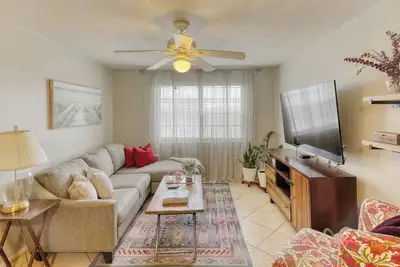 Image de Beautiful Condo in Dunedin. 5 min from the beach!