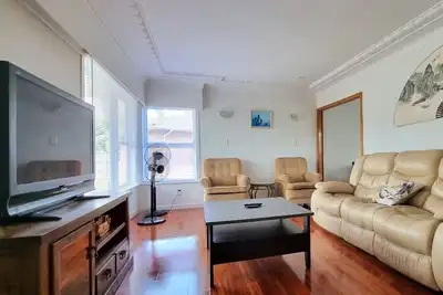 Image de 2/2 Melrose 3 Br - 2 Melrose Road East, Hillsborough, Auckland 1042