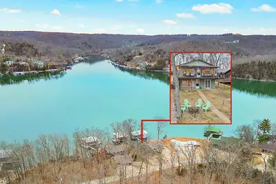 Image de 4Bdrm-Rental Boat-Private Dock-Near The Cave & Cap't Rons-Insane View!