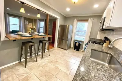 Image de Rustic Bungalow Near Dt Ferndale and Ro