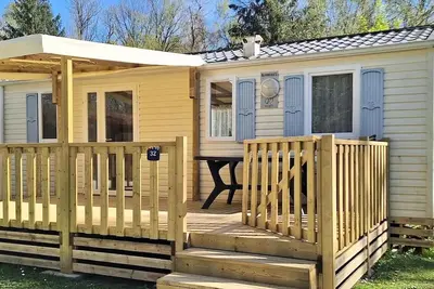 Image de Mobil home Bermudes Confort 30m² (3 chambres) + terrasse semi couverte de 18 m² + Tv 6 personnes