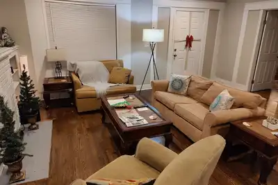 Image de Gray's Place in Historical Norwood Near Uptown/ Downtown Birmingham