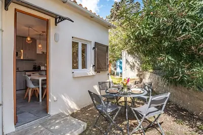 Image de Bel appartement dans une maison de vacances pour 4 personnes avec Wifi, climatisation et Tv