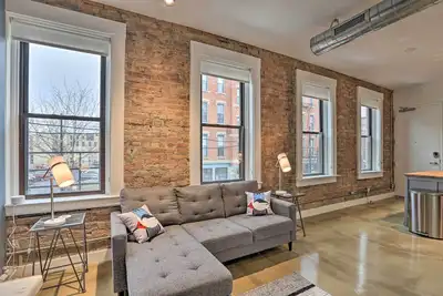 Sleek Studio Near Dtwn Dining & Entertainment