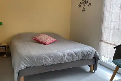 Image de Logement mitoyen + extérieur fermé. Animaux ok!