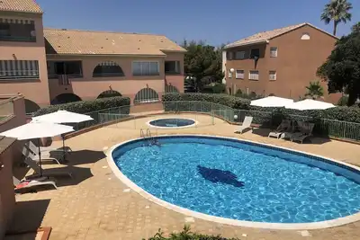 Image de La Corse tranquille plage Ă 300m et piscine (4 pers)