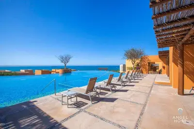 Image de Oceanview Resort Home, Pool, Spa & Beach Club
