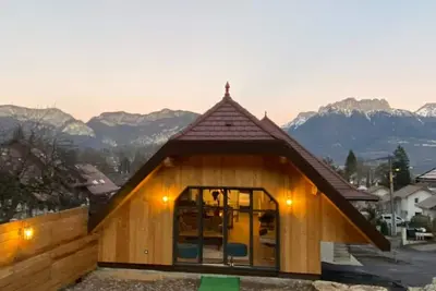 Image de Villa de charme sur les rives du lac d'Annecy