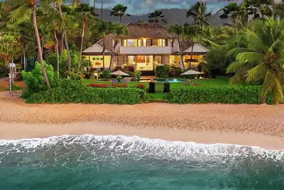 Image de Waiohai Beach House: Poipu Beachfront Estate