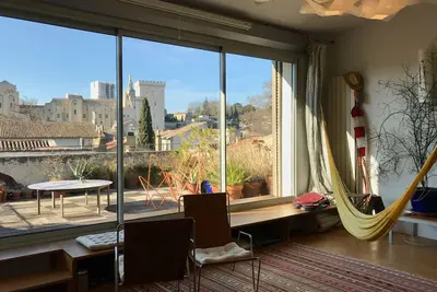 Image de Avignon - Centre - 2 terrasses, vue splendide sur Palais des Papes