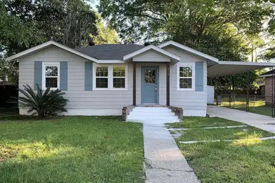 Image de Cute & Quiet Family House