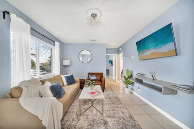 Image de Charming House with Fenced Yard - Great Location