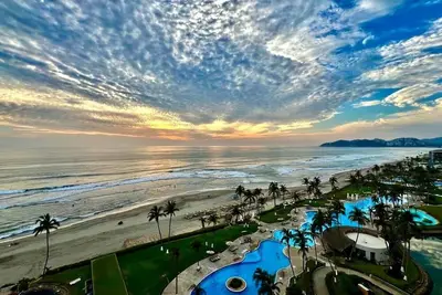 Image de Beautiful Villa 5 minutes from beach at a golf course!