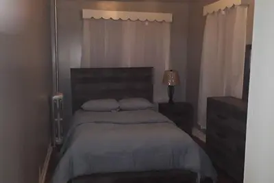 Image de The Place to be: near major forms of transportation so you can easily get around