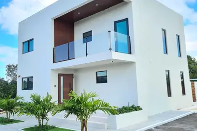 Image de Newly built modern two-bedroom villa with pool!