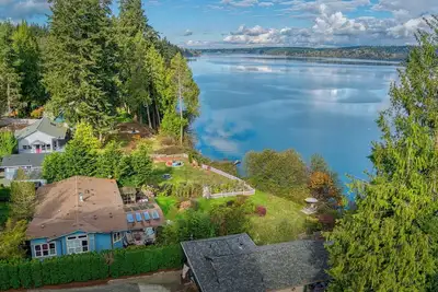 Image de Breathtaking View at a Magical Waterfront Beach Getaway