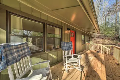 Image de Brevard Outdoor Retreat at Connestee Falls